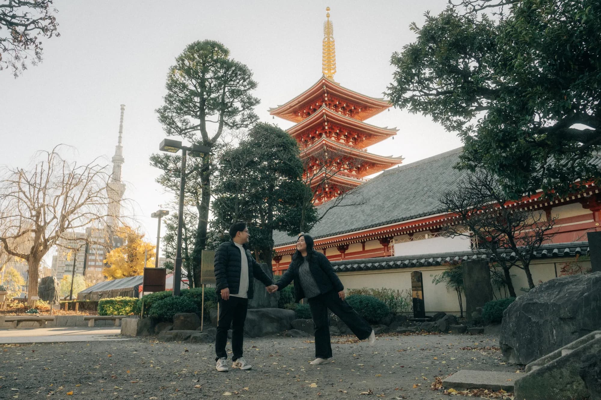 Vivian and Timothy in Japan, photo 37