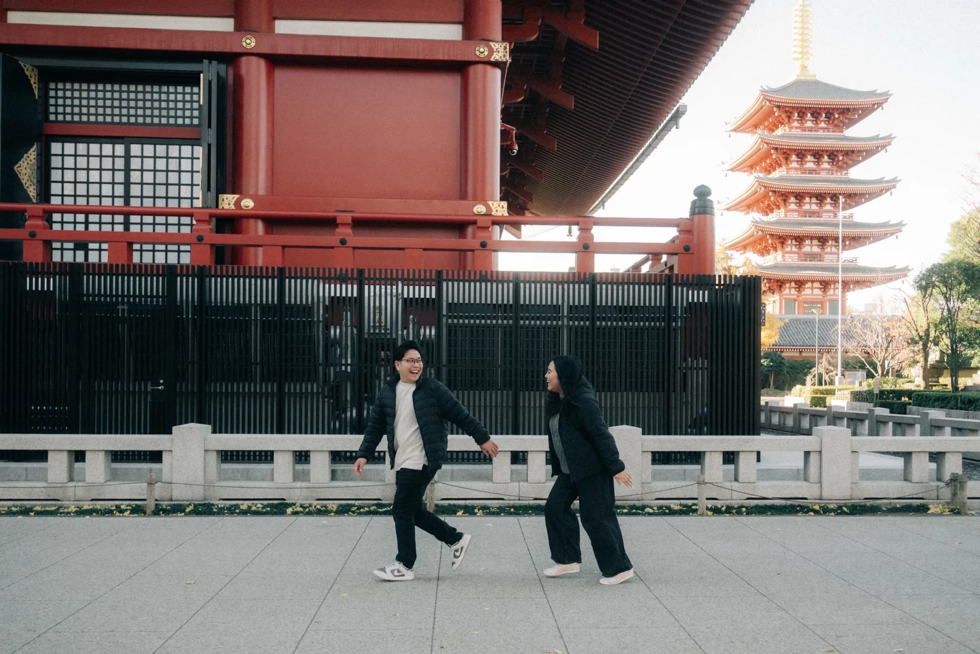 Vivian and Timothy in Japan, photo 50