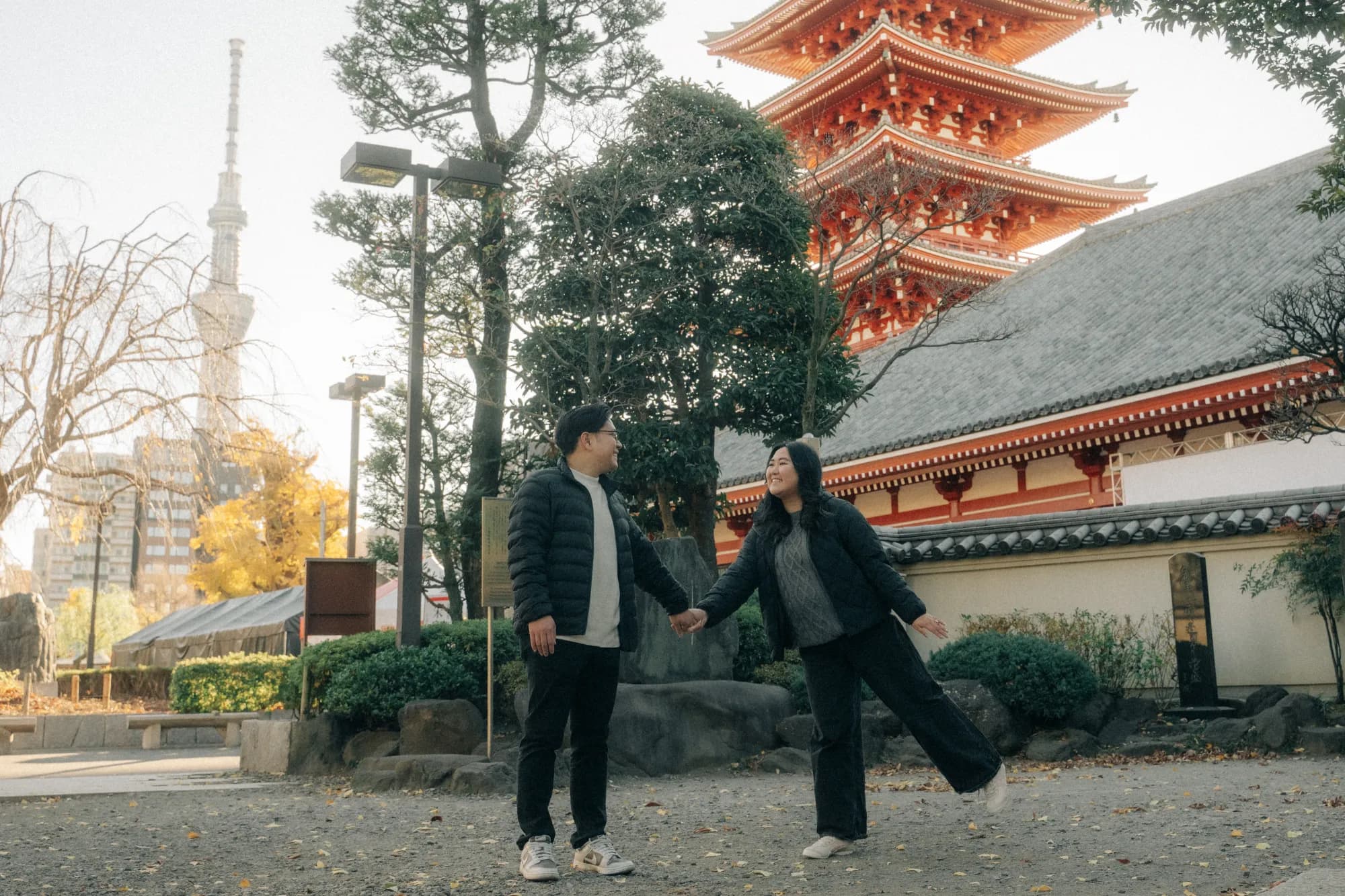 Vivian and Timothy in Japan, photo 55