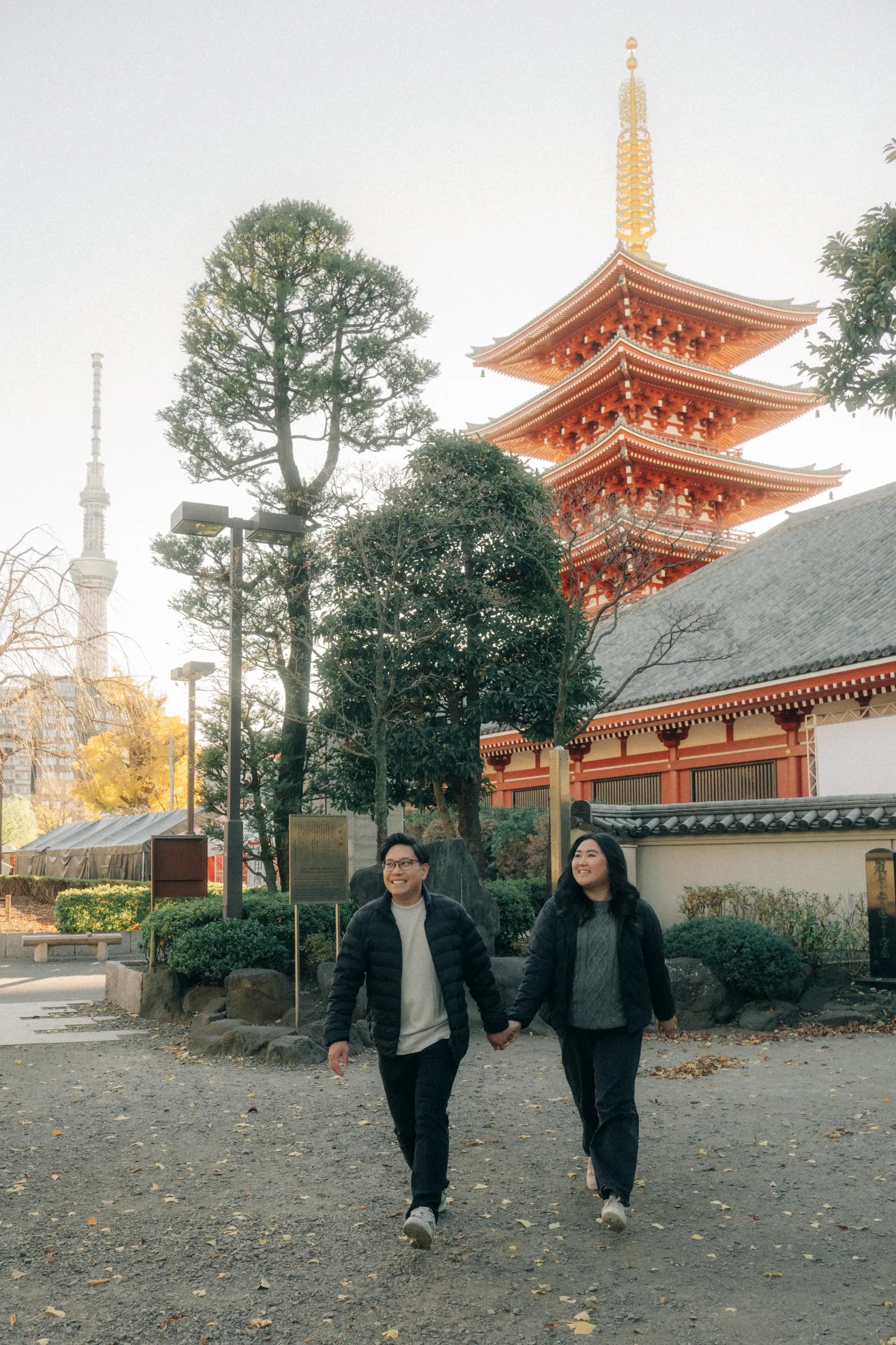 Vivian and Timothy in Japan, photo 73
