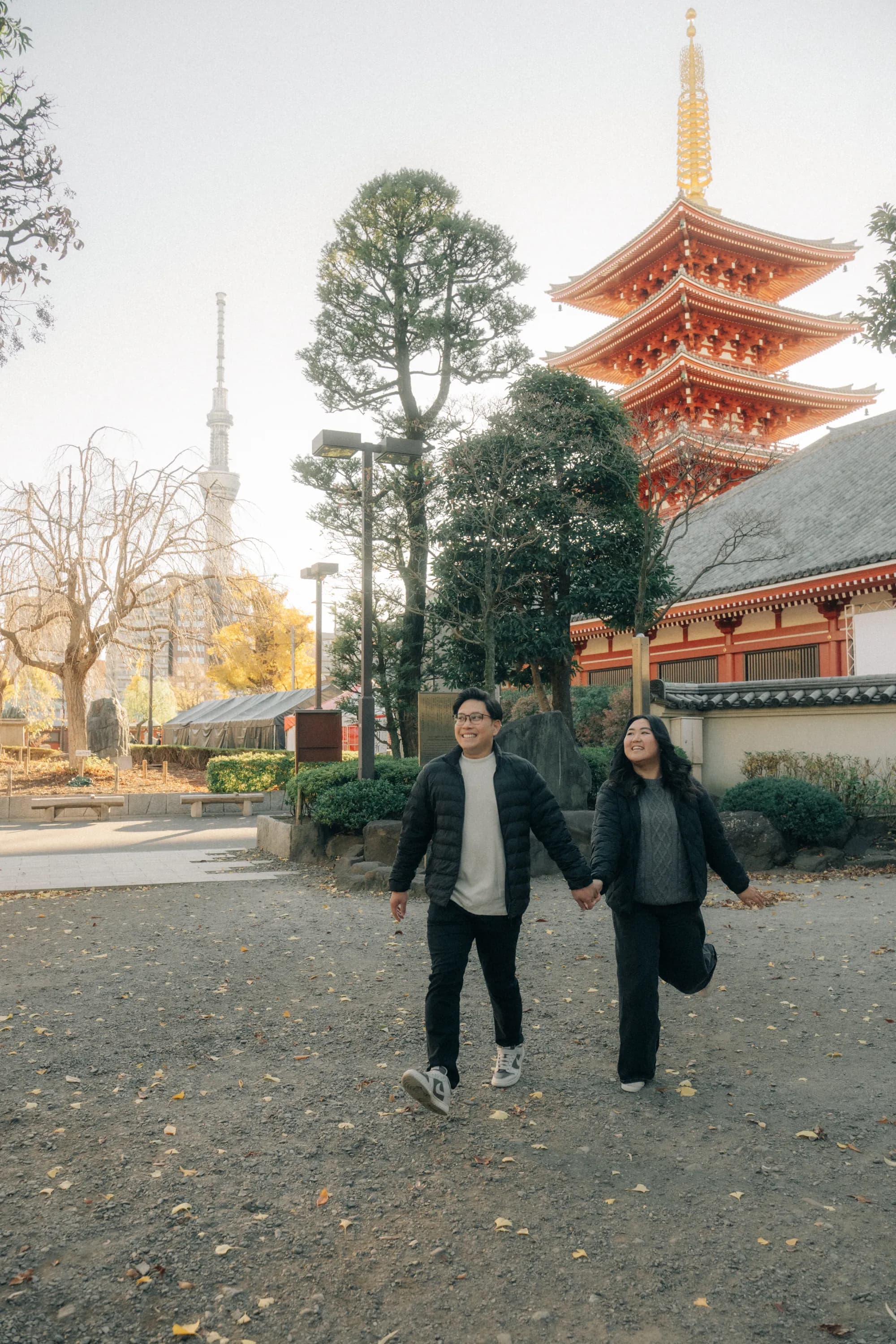 Vivian and Timothy in Japan, photo 90